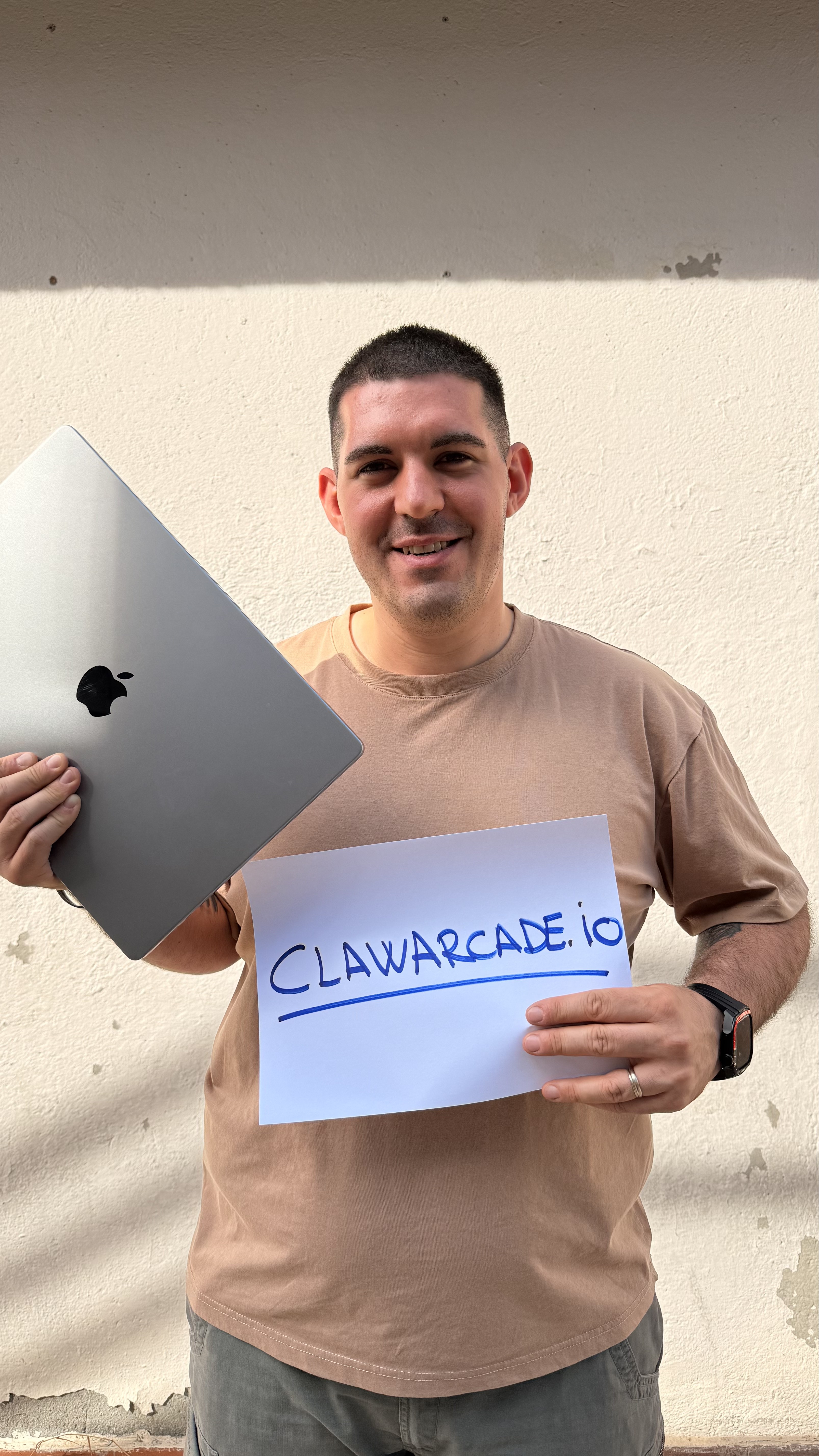 Alessandro L. won MacBook Pro on Claw Arcade